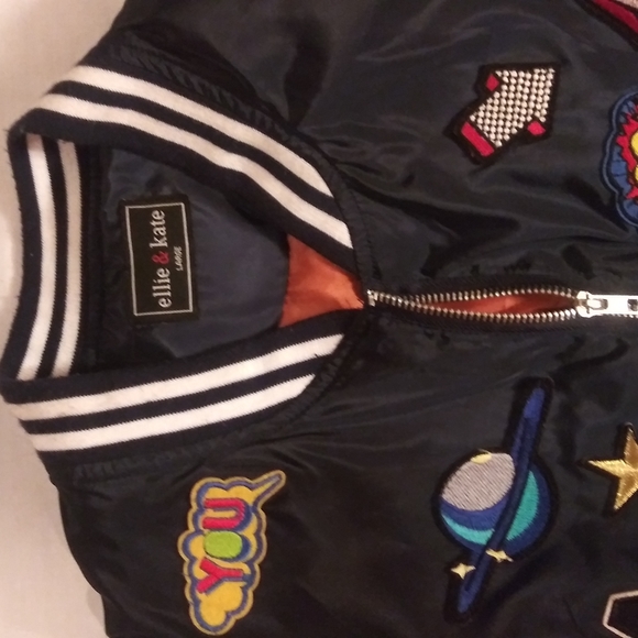 Stylish Nostalgia Throwback Jacket - Picture 2 of 5
